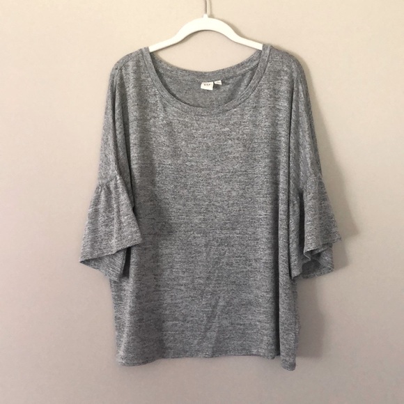 GAP | Softspun gray top with bell sleeves - Picture 1 of 5